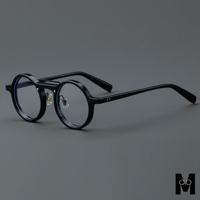 푸르른 젊음 산뜻한 멋을 선사하는 뭐쓰남의 레트로 안경테