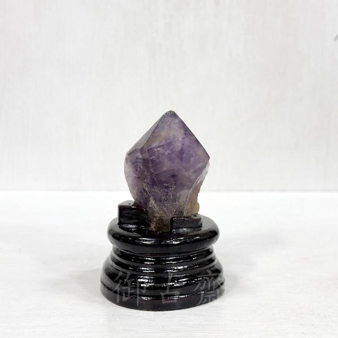 御古齋 骨幹紫水晶柱 原礦晶柱 開運擺件 附座 單個, 1個, 編號050702
