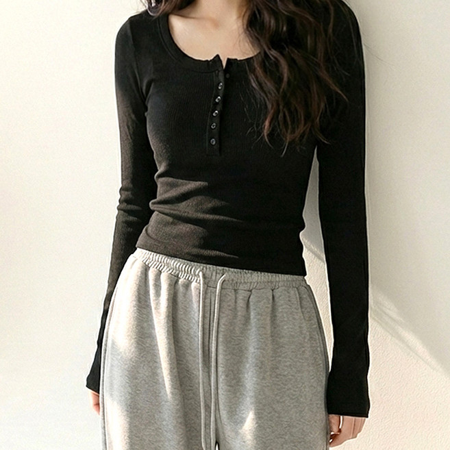 네모엔룩 또또라운드골지 라운드넥 반오픈 스냅버튼 슬림핏 골지 긴소매 세미크롭 티셔츠