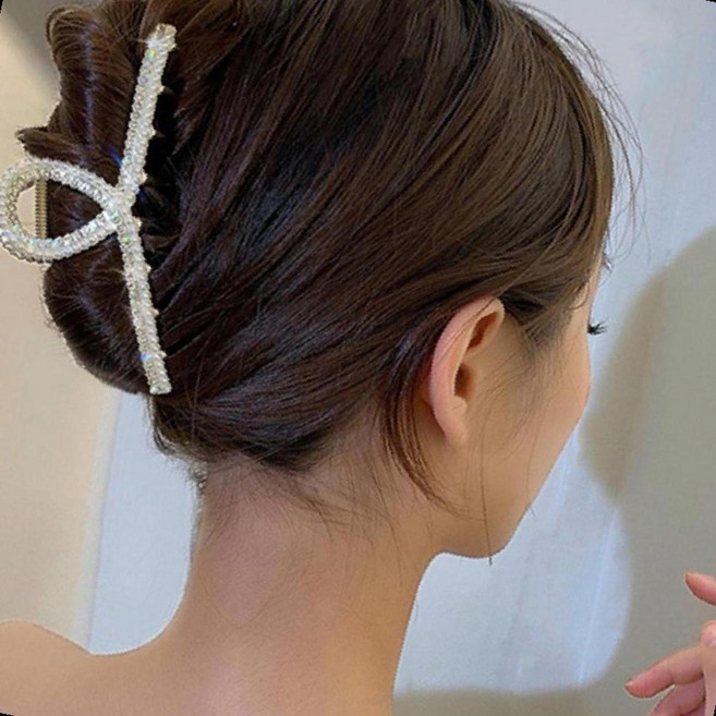 화려한 큐빅 헤어집게 올림머리 여성 다양한 디자인