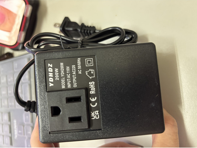 AC 110V轉220V 升壓變壓器, 100w-200w, 1個, 200w-110轉220v(台灣用）