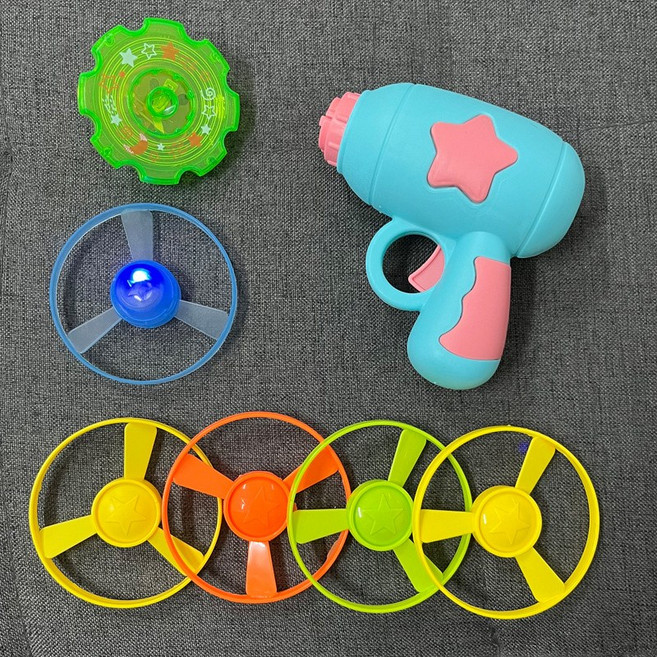 飛天發光竹蜻蜓陀螺手槍 兒童戶外飛行玩具, 馬卡龍藍色, 1個