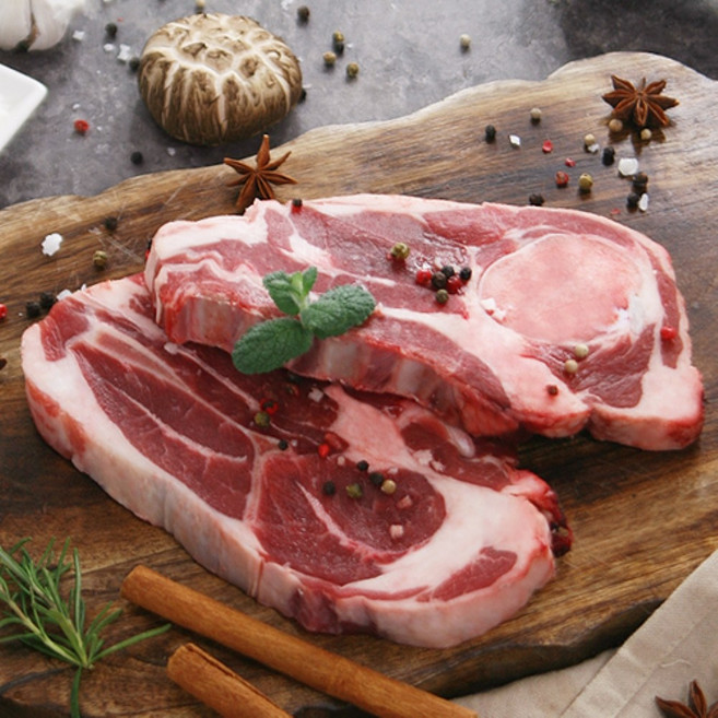 [비앤피월드] 부드러운 육질의 양갈비(사각갈비) 500g x 2팩 + 쯔란 5 증정, 상세 설명 참조, 2개