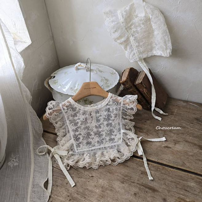 슈크림 레이스프릴조끼 레이스뷔스티에 아기조끼 가을신상 가을아기옷 사계절용