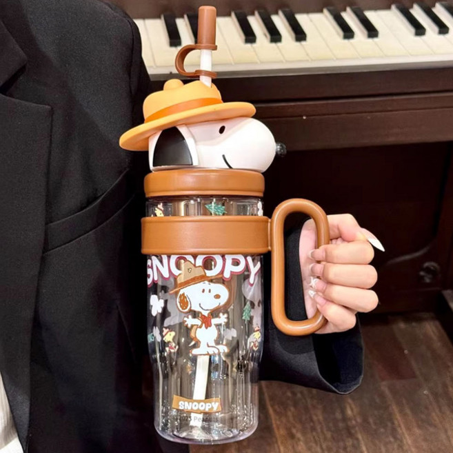스누피 3D 피규어 물통 1060ml 브라운 155172, 스누피 3D 피규어 물통 1060ml_브라운