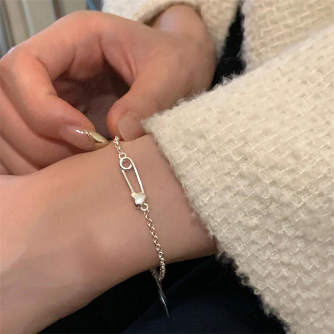 besteffie 여성 심플한 핀 장식 팔찌 여자친구생일선물 20대 여성 팔찌 K71