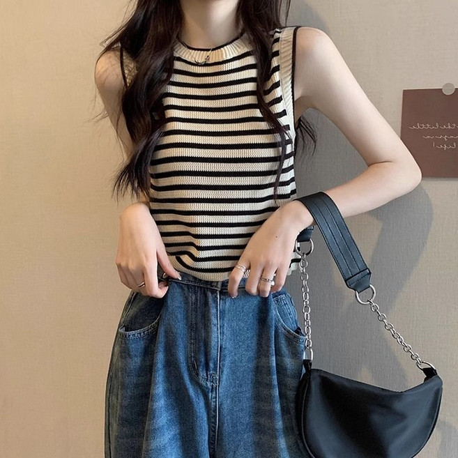 메인워크 여성 라운드넥 나시 티셔츠 봄가을 스트라이프 니트 민소매 티 아우터 슬림핏 간절기 스판 이너 레깅스 상의