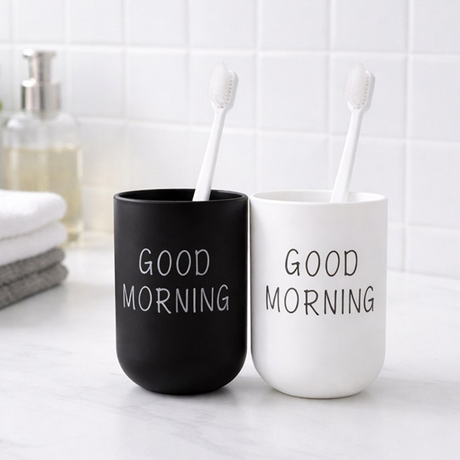 히즈엔 물때 안끼는 감성 욕실 양치컵, 블랙+화이트, 1세트