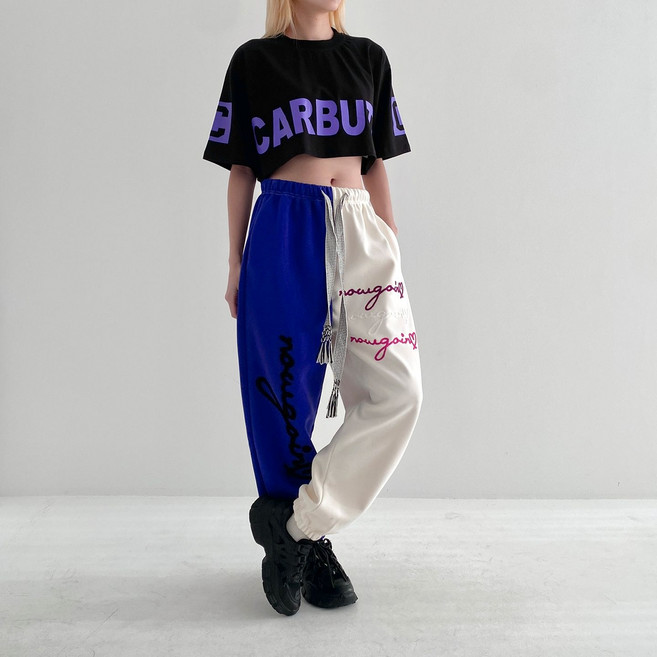 패리나 단독진행 로고크롭반팔티 박스티 뽀글반반팬츠 트레이닝상하세트 단체복 무대복 공연의상 줌바댄스복 방송에어로빅복 다이어트댄스복