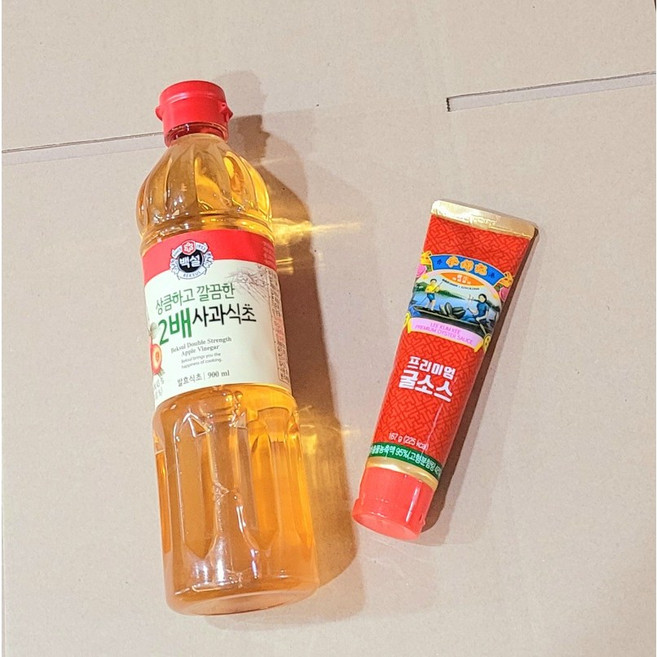 CJ백설 상큼하고 깔끔한 2배사과식초 +이금기 프리미엄굴소스 튜브형, 167g