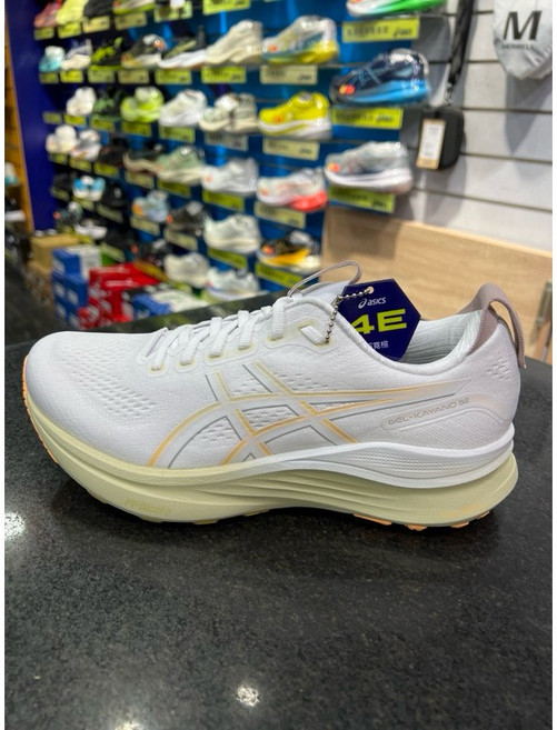 亞瑟士 ASICS GEL-KAYANO 32 男款 4E 寬楦 支撐型 慢跑鞋 - 白橘