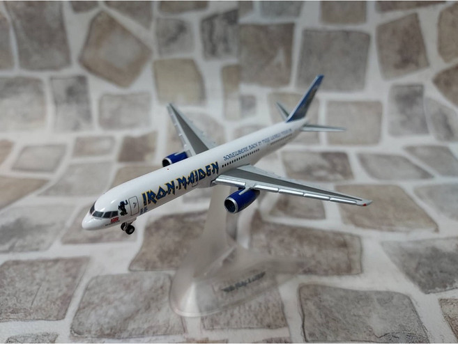 Herpa Wings 1/500 Boeing 757-200 /Ed Force One/ 鐵娘子樂團 2008 巡迴專機 模型, 1個
