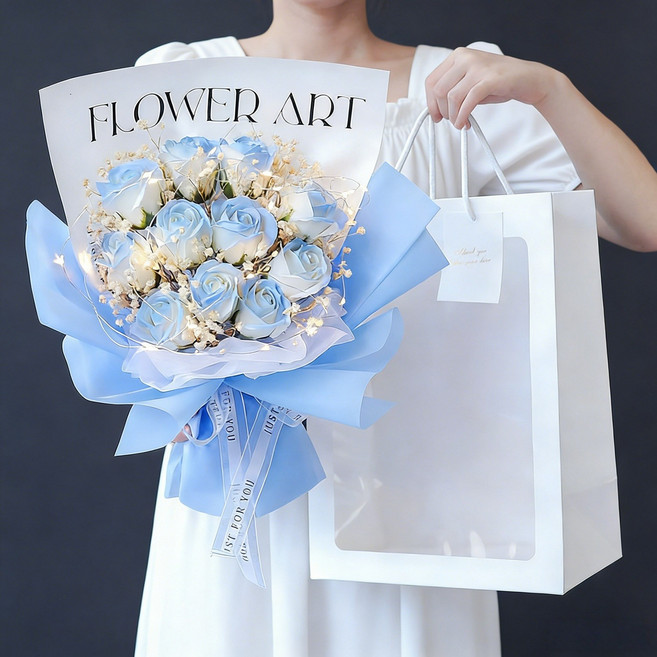 仿真玫瑰滿天星永生乾花肥皂花花束成品手捧花生日禮物母親節520, 11朵碎冰藍玫瑰 禮袋燈 1個