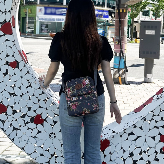 여성 꽃무늬 크로스백 사각 숄더백 천가방 여권가방 데일리백 엄마선물 K1607