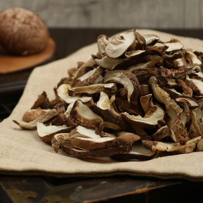 국내산 100% 참나무원목 표고버섯 슬라이스 150g, 1개