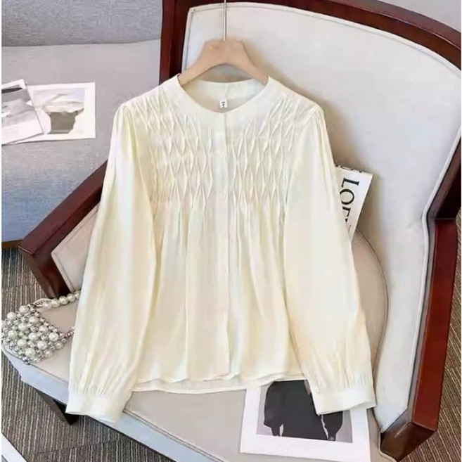 상부 다이아 입체주름 A라인 블라우스 봄 여성 라운드넥 하객 출근 셔츠