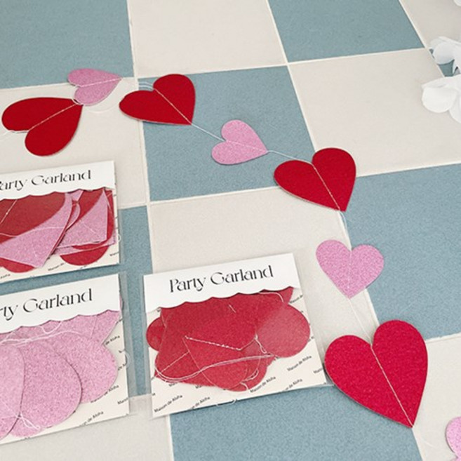 글리터하트가랜드 4종 1.5m 파티가랜드 사진 소품 촬영 스튜디오 인생네컷, 1개, D 원톤스몰빅 - 핑크