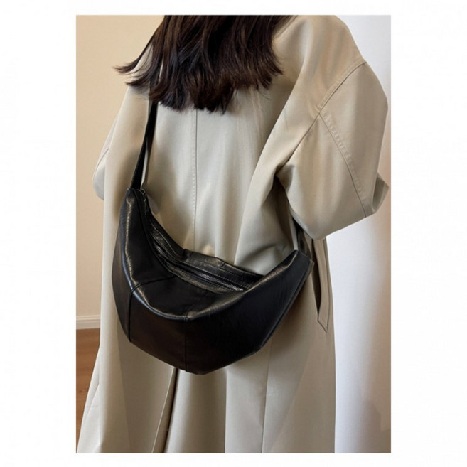 플루토제이 반달 크로스백 여성 가방 크로와상 숄더백 여자 슬링백 남녀공용 가죽 크루아상 데일리 여행