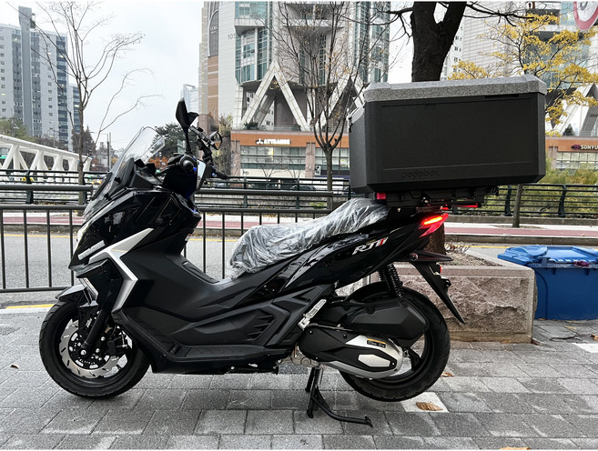 사이클론 26년식 알티원 RT1 PCX125 UHR125 NMAX형 배달오토바이 출퇴근 오토바이, 블랙, 실속형