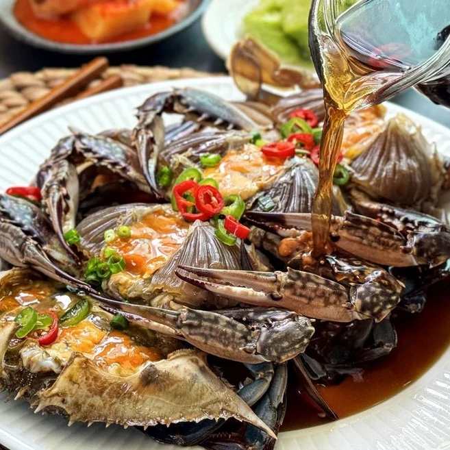 26년 전통맛집 귀빈정 암꽃게 명품 간장게장2.1kg(4-5미), 2개, 2.1kg