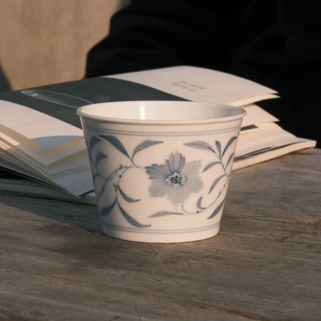 수제 중국 파란색과 흰색 도자기 돼지 코 커피 컵 애프터눈 티 아메리칸 라떼 아트 작은 틈새 복고풍, 01 하늘색 250ml