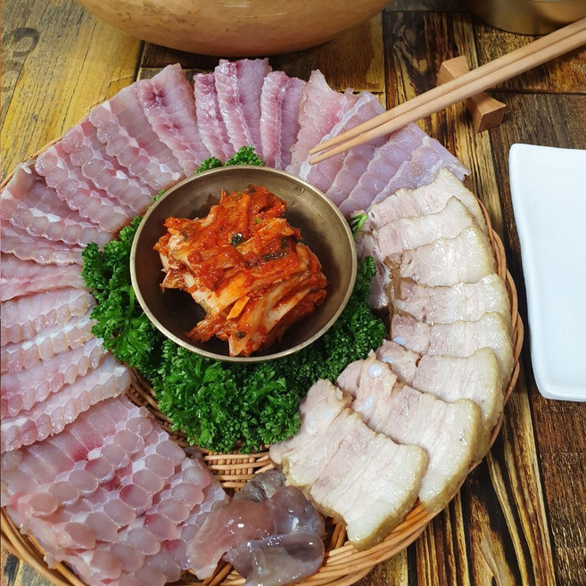 [당일발송] 목포 흑산도 홍어 명품 홍어 국내산, 1개, 홍어 250g 강한숙성