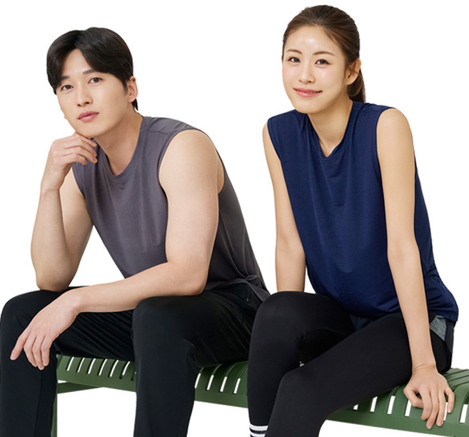 시원한 아이스 쿨 냉감 후렌치 민소매 라운드넥 신축성 좋은 여름 나시