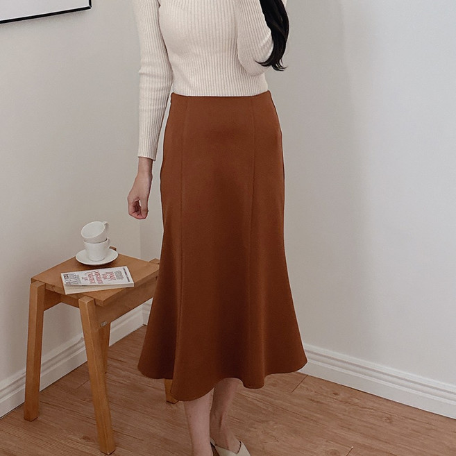 이푼아이 머메이드 스판 롱 플레어 스커트