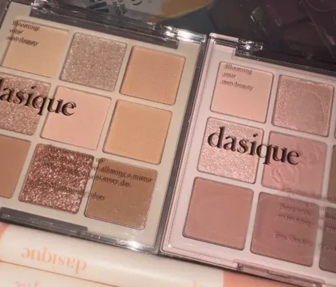 데이지크 섀도우팔레트 23 colors (단품/기획) NEW 컬러 (밀크 라떼 로즈 밀크티 밀키 에프리콧 트윙클 머메이드), 27 로즈밀크티, 1개 - 쿠팡