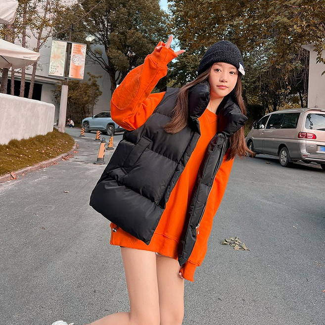 여성 하이넥 숏 경량 패딩조끼 가을겨울 루즈핏 보온 데일리 다운 자켓