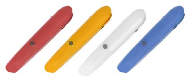 磁性粉筆夾 夾式粉筆夾 教師專用 磁吸設計, 1個, 彩色塑膠粉筆夾四入組