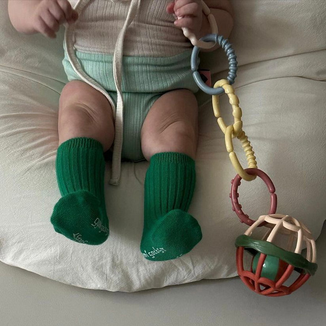 엔밀리밀리 쉽게 잡는 아기 공 비볼 소리나는 소근육 발달 장난감 볼, 핑크, 1개