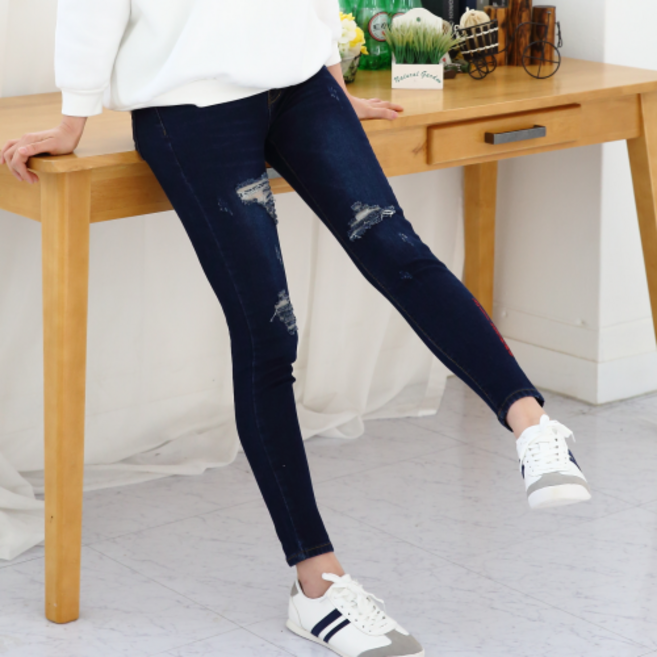 IBOY UGIRL 여성 스크레치 워싱 스판 스키니