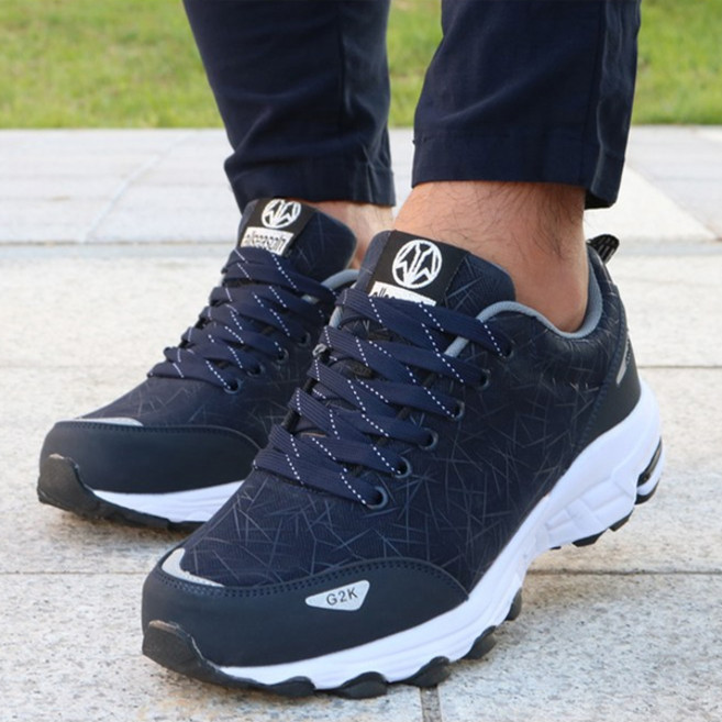 슈즈패밀리 운동화 남성 트레킹화 생활방수 남자 신발 SUP6605