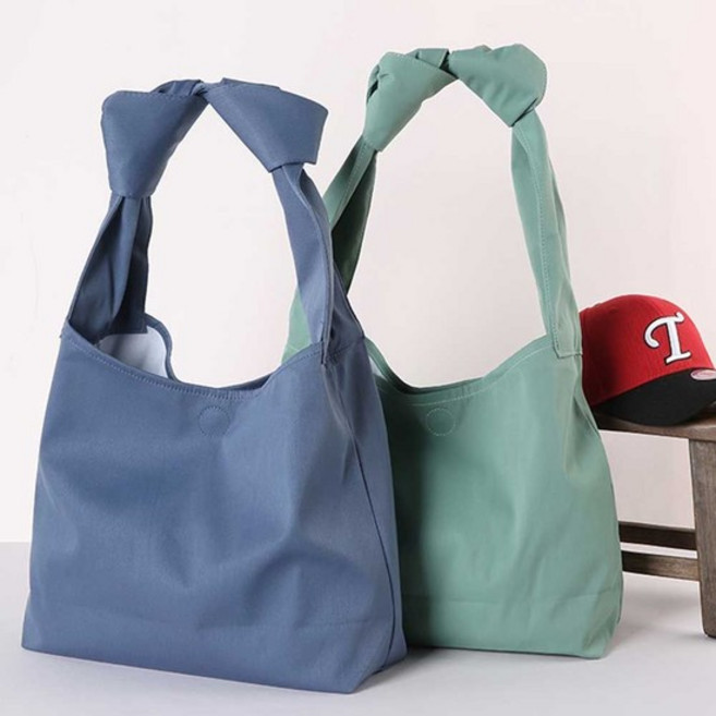 스트랩 꼬임 포인트 마그네틱 오픈 클로징 숄더백