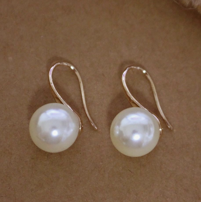 MOOLDN 10MM 진주 혼주 한복 후크형 귀걸이 (3colors)