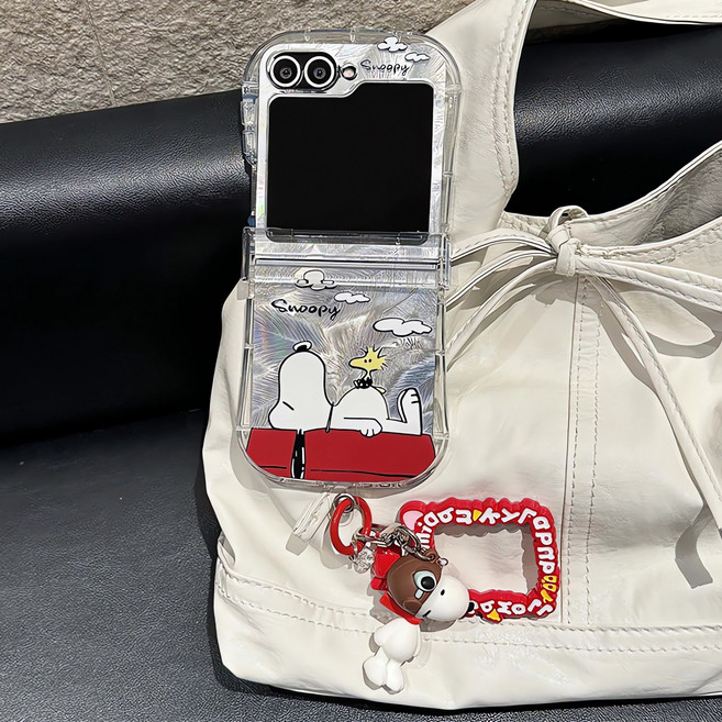 아펙시움 핸드폰케이스 갤럭시 z플립3 z플립4 z플립5 z플립6 z플립7 힌지보호 휴대폰 실리콘 밋밋하게 누워 있는 개