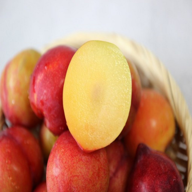 김천 달머니 새콤달콤 제철 프리미엄 로얄대석 피자두, 로얄대석(중과), 1개, 5kg(소과)