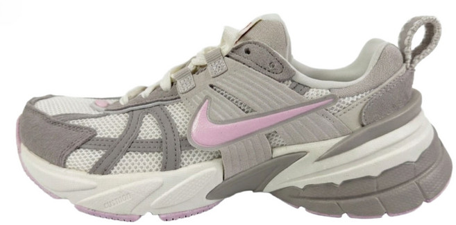 나이키 국내매장 정품 러닝화 여성용 신발 V2K 런 운동화 런닝화 GUNS 사은품 제공