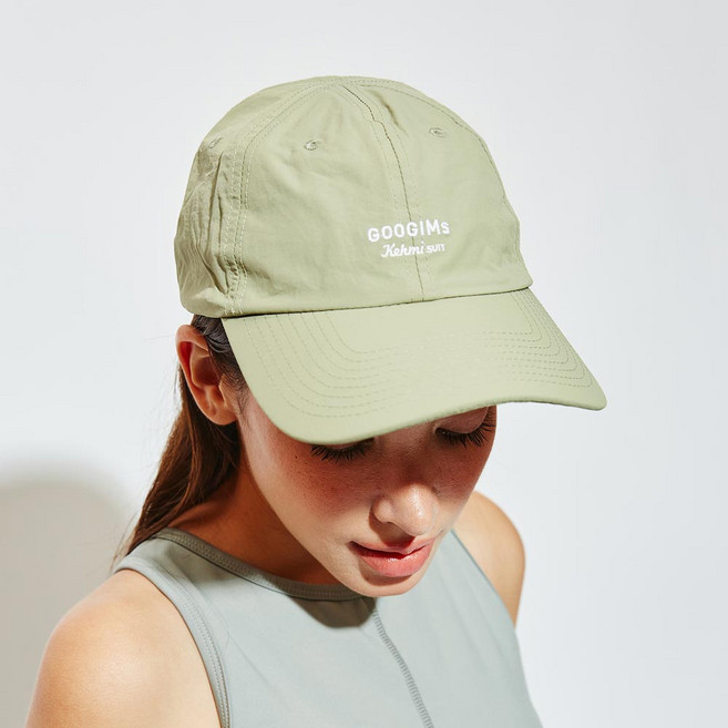 [방수가능]구김스 서핑 데일리 로고 볼캡 +카탈로그포함, Regular fit, 라이트카키(LIGHT KHAKI)