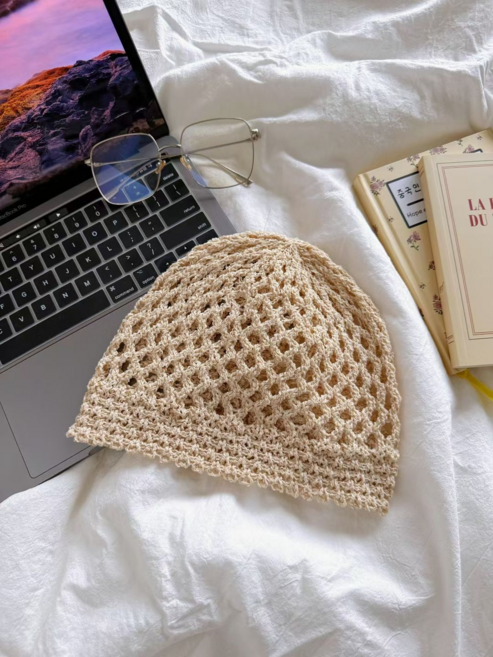 여성 모자 니트 펀칭 비니 여성 봄여름 스타일리쉬 뜨개질 망사모자 개성있는 디자인 얼굴소멸 효과 LT