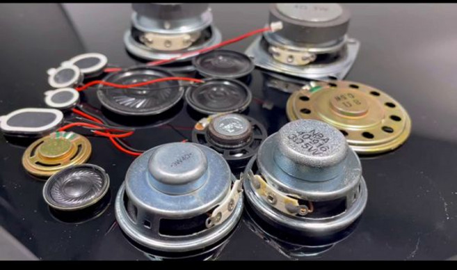 1 PCS 라운드 음성 작은 스피커 직경 13/15/18/20/23/25mm 8 옴 1W 플라스틱 케이블/플러그, [01] 13mm  with cable