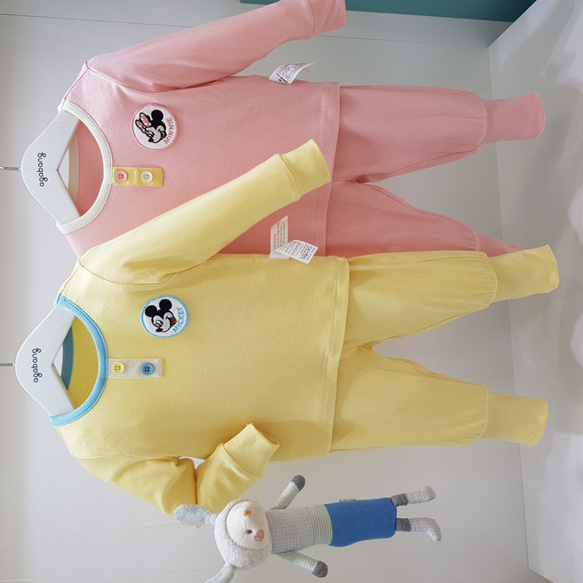 아가방 가을 25 베이비페어 디즈니베이비 [미키] 야들야들 요가핏 실내복 유아 상하복세트 조거스타일 배앓이 밴딩으로 하루종일 편~안 유아 상하복 데일리 놀이복
