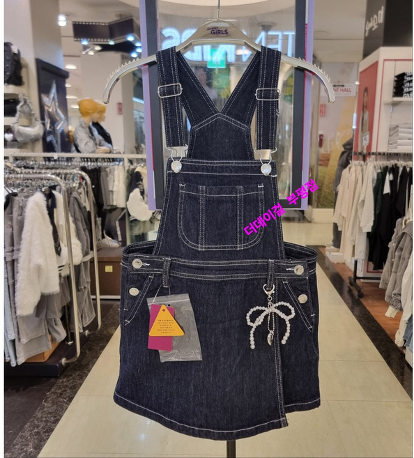 더데이걸 부평점 '25NEW 탈부착 가능한 하트 리본 디테일이 돋보이는 우리아이 멋쟁이 아이템~! 캐주얼하고 멋스러운 데님 멜빵 치마 반바지&*