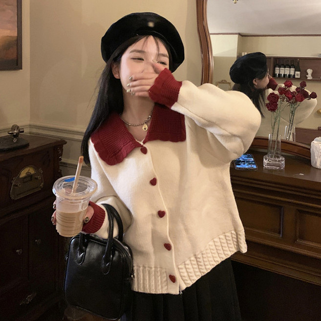 레드 스웨터 가을 겨울 톡톡 튀는 디자인 감각 숏 니트 카디건 상의 여장