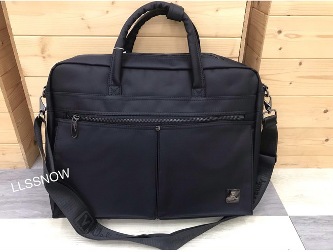 Valentino Rudy 超輕量尼龍手提公事包 電腦包 A4文件夾收納, 黑色