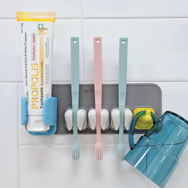 실리콘 흡착식 칫솔걸이 치약 면도기 꽂이 허그멀티패밀리 무타공 거치대, 허그멀티패밀리 그레이, 1개