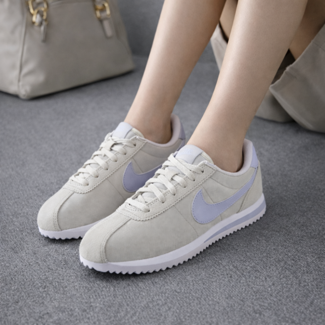 나이키 여성 운동화 코르테즈 스니커즈 신발 캐주얼화