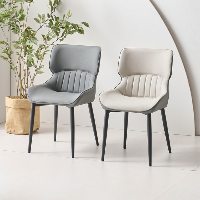 라로퍼니처 캐슬 가죽 식탁 의자 카페 인테리어 블랙 프레임 체어, 아이보리투톤, 2개