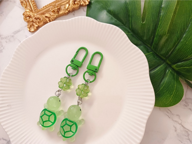 1 + 1 행운을 가져다 주는 야광 꼬부기거북이 키링 핸드폰고리 열쇠고리, 1개, 그린